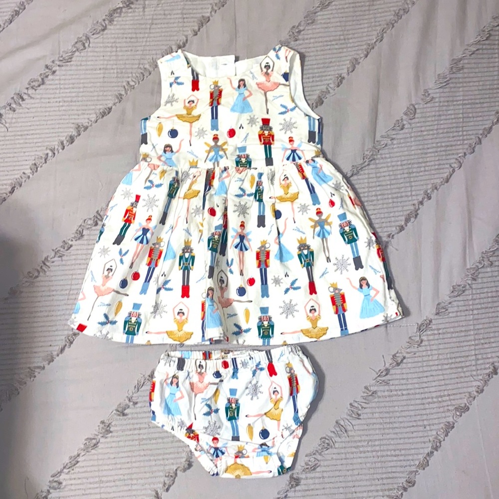 Little Planet by Carters 18m dress w/ diaper cover